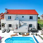 Wohnung A1 Direkt Am By Interhome Apartman Ljubac (Zadar)