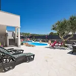 Wohnung A1 Direkt Am By Interhome * Ljubac (Zadar)
