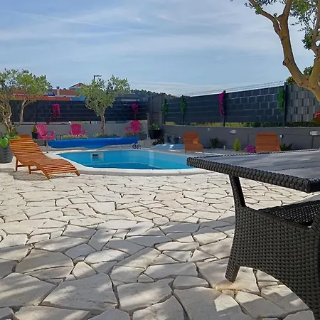 Wohnung A1 Direkt Am By Interhome Ljubač